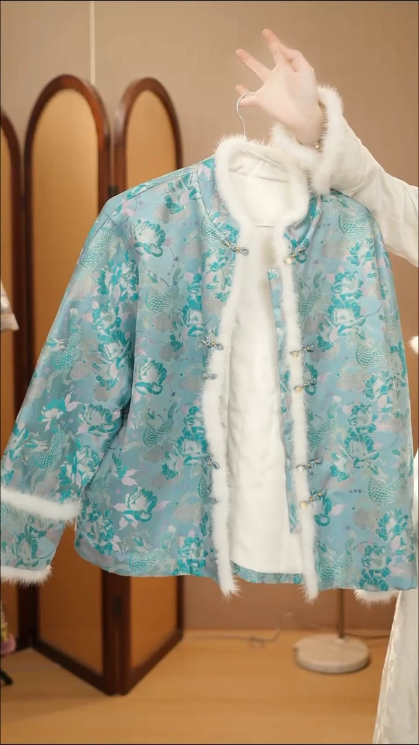 蓝麒麟牡丹夹棉外套