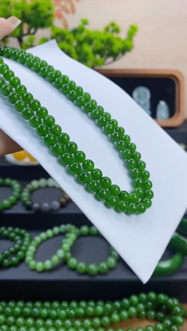 颈饰未镶嵌和田玉（碧玉）阳绿6mm108珠链