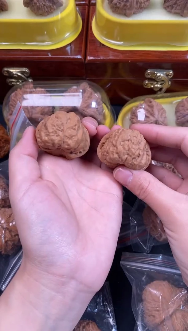 把件文玩核桃蛤蟆头39尺s795