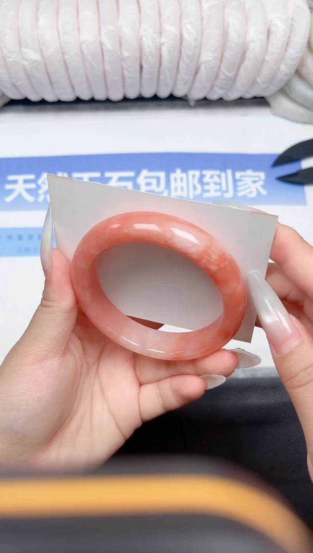未镶嵌手镯石英质玉70-