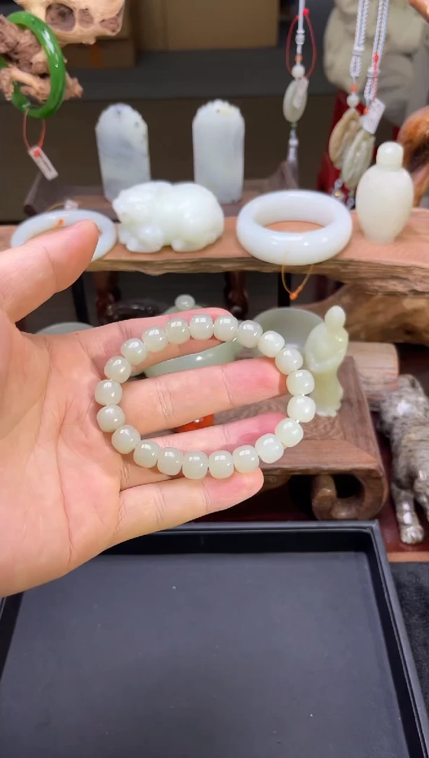 【闪购商品】和田玉手串未镶嵌卡10且末青白老型 多样性发一