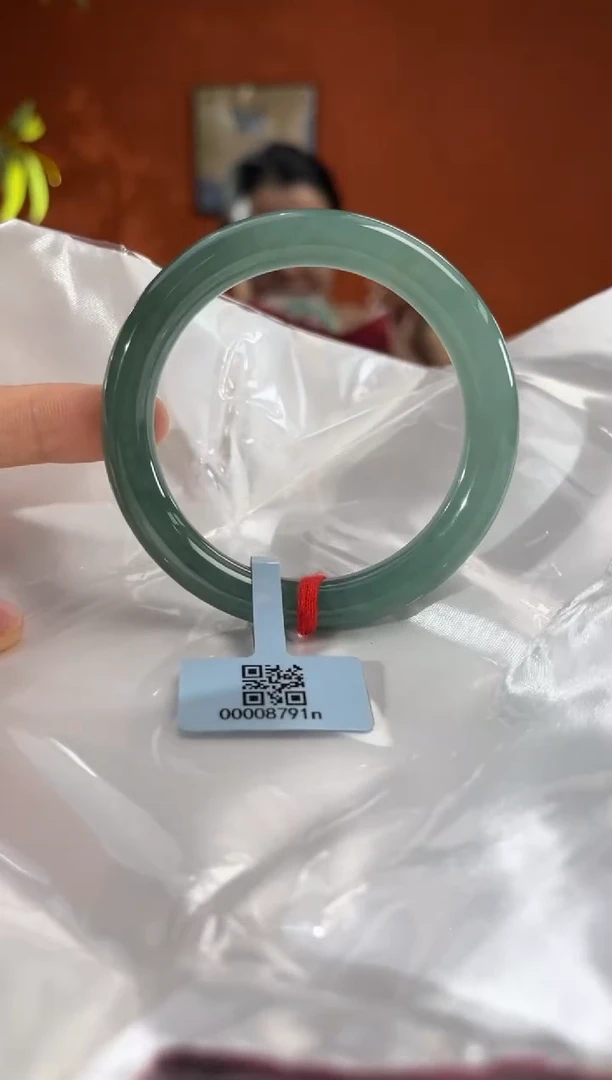 未镶嵌手镯翡翠翡翠手镯