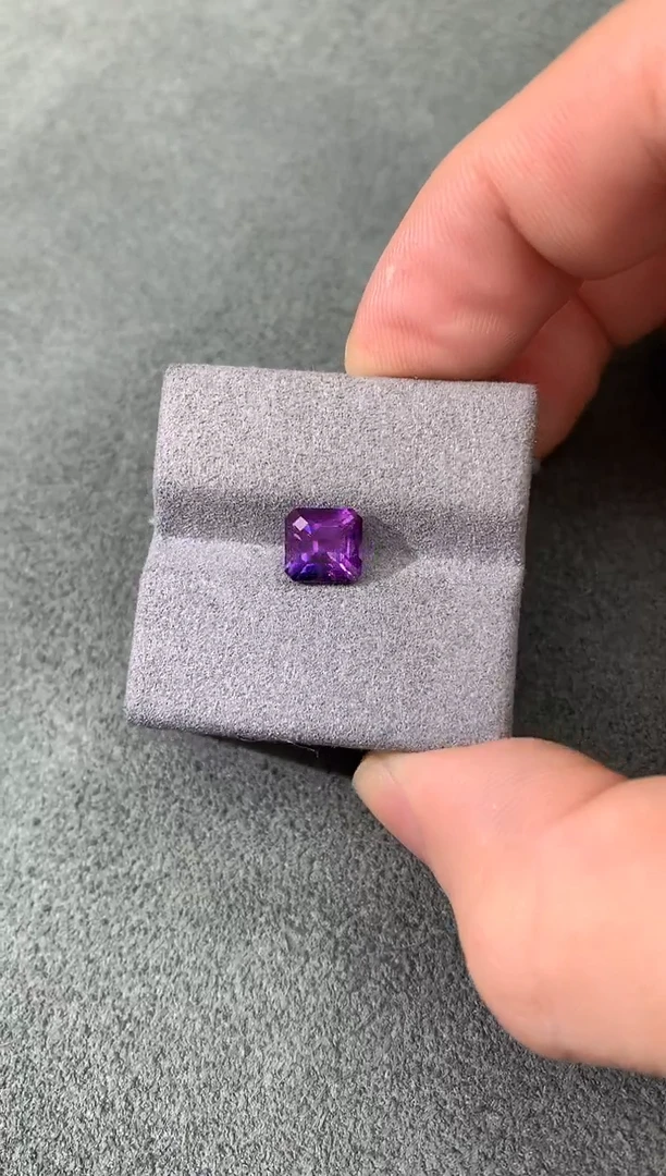 裸石彩色蓝宝石紫罗兰 2.01CT