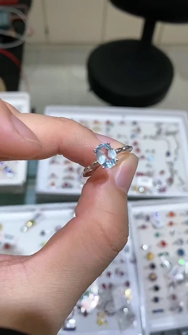 【闪购商品】海蓝宝石戒圈银S925镶嵌戒指
