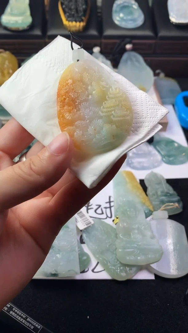 未镶嵌定制翡翠邓***动毛货不退不换