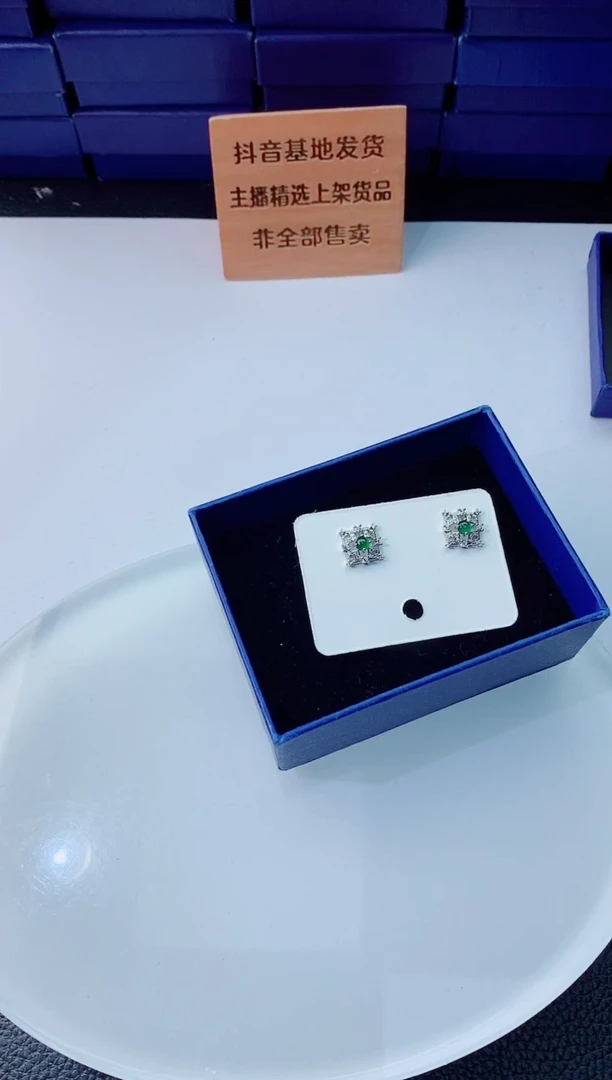 翡翠未镶嵌颈饰111111