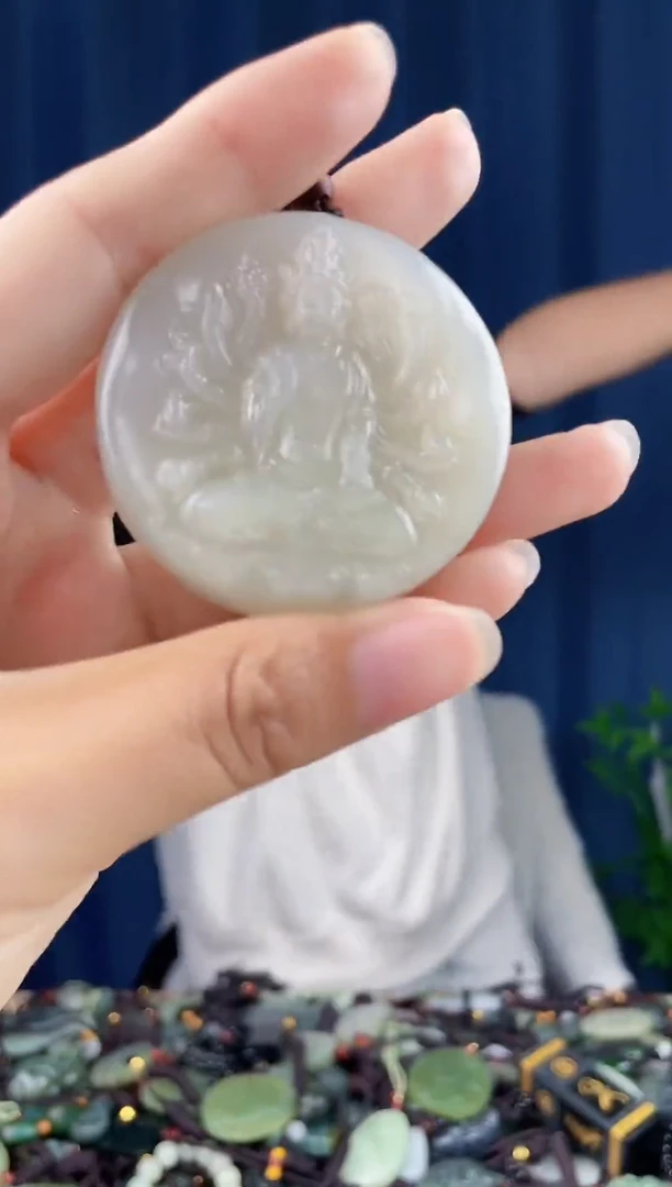 未镶嵌和田玉挂件拍一发一，多样性发货