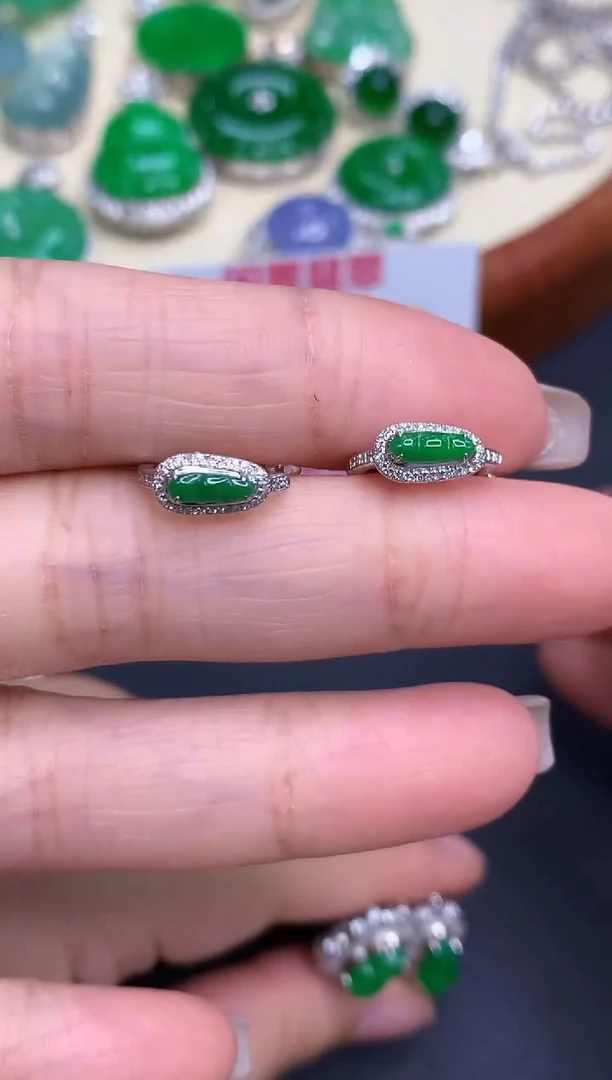 18K金镶嵌翡翠耳饰修**音351-中国好珍宝