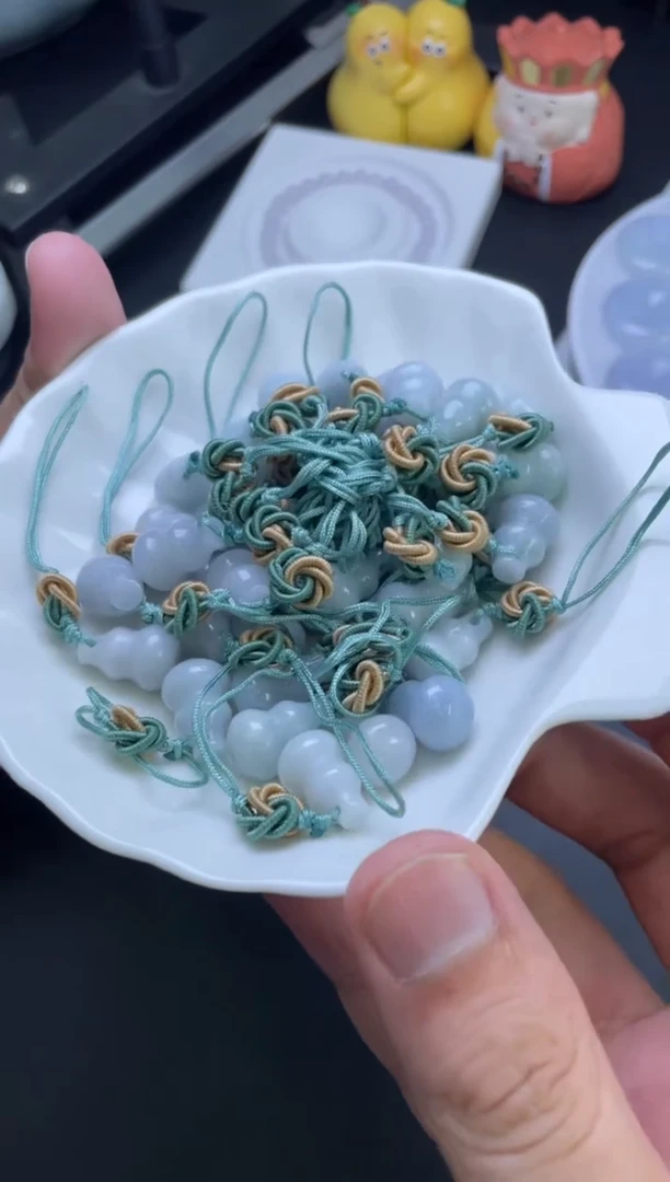 【闪购商品】翡翠挂件未镶嵌葫芦多样性发一件H2