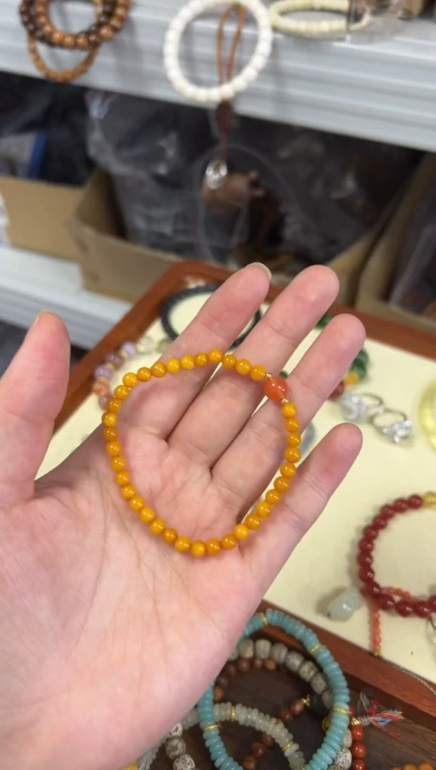 未镶嵌蜜蜡手链满蜜蜜蜡南红顶珠款手链[1931]