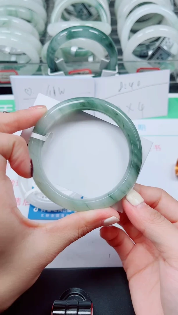 未镶嵌手镯石英质玉121-60/61