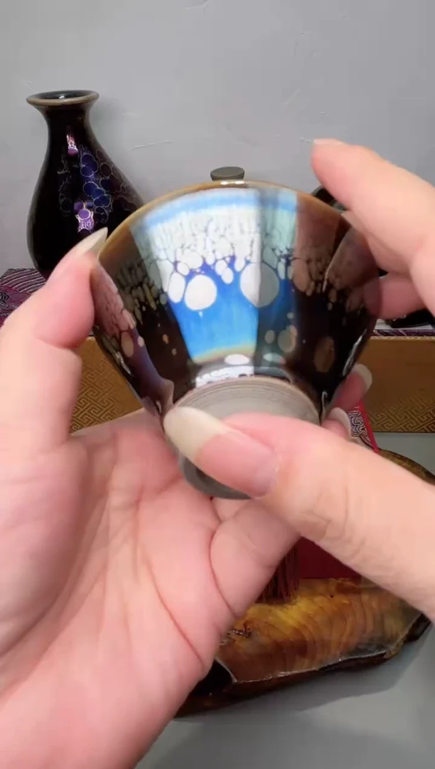 茶盏春申阁福利1只斗金-微微气孔