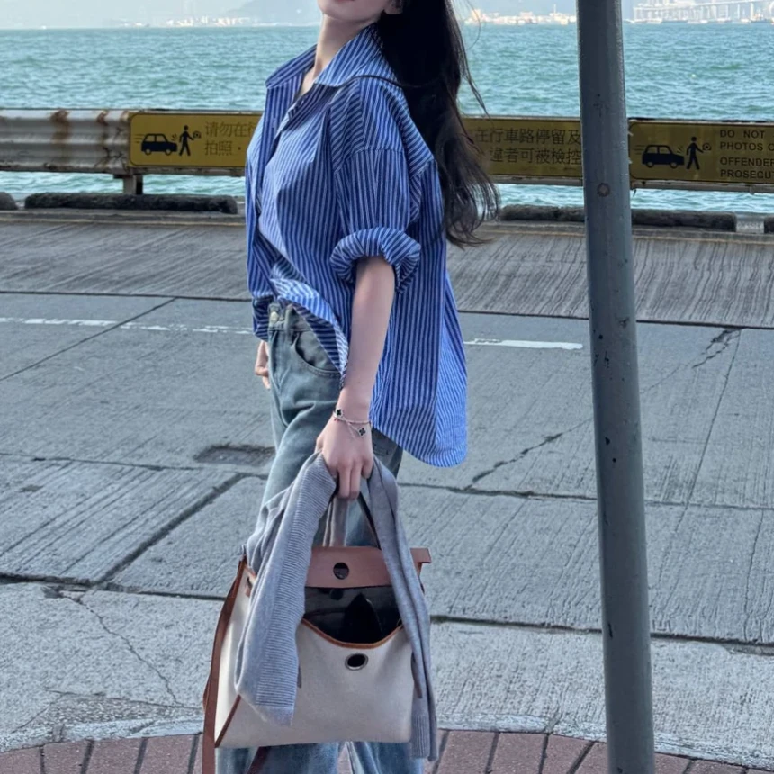 蓝色条纹衬衫女长袖春季2025新款内搭衬衣轻奢高级感法式复古上衣