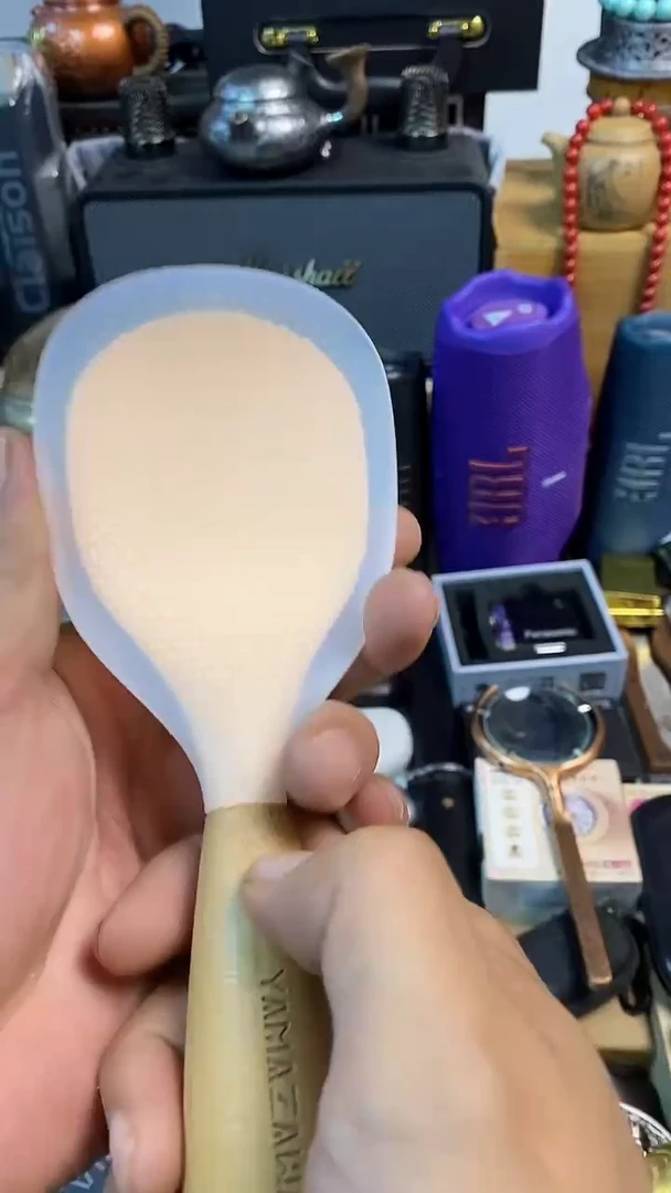 瓷片闪购商品，如图所示
