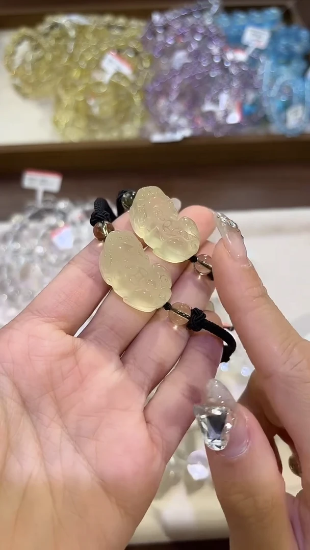 未镶嵌手链水晶貔貅手链多样性发一