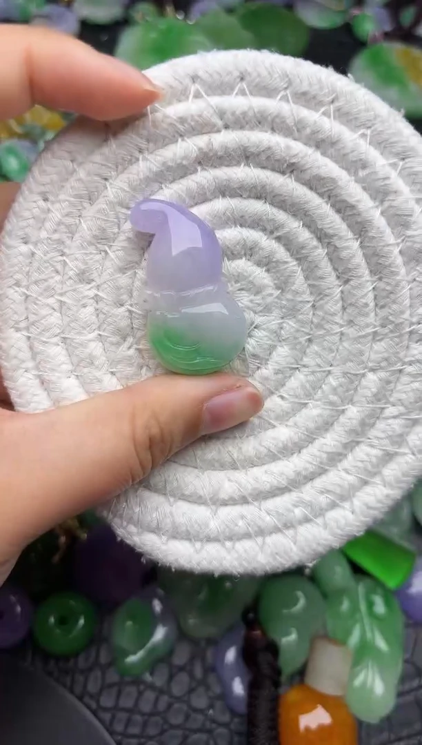 颈饰未镶嵌翡翠缅甸翡翠吊坠