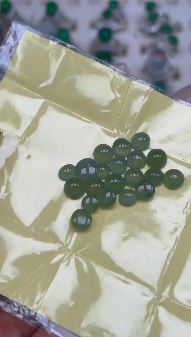 裸石翡翠天然翡翠裸石蛋面103