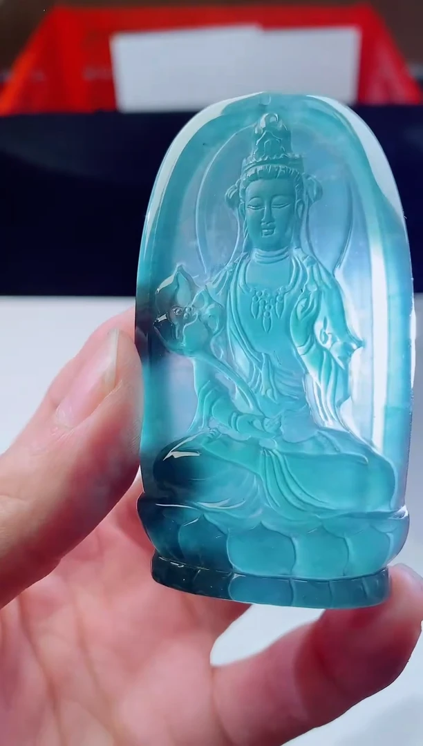 颈饰未镶嵌翡翠     ·
