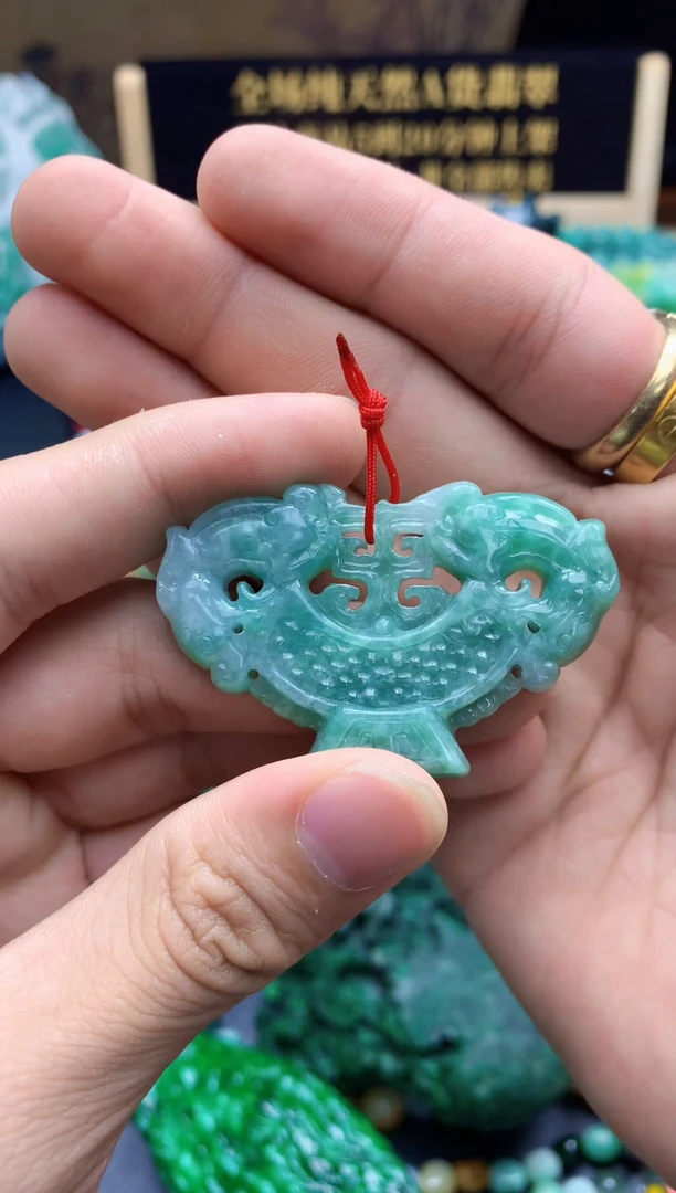 颈饰未镶嵌翡翠缅甸翡翠