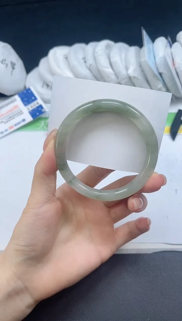 未镶嵌手镯石英质玉043-5758