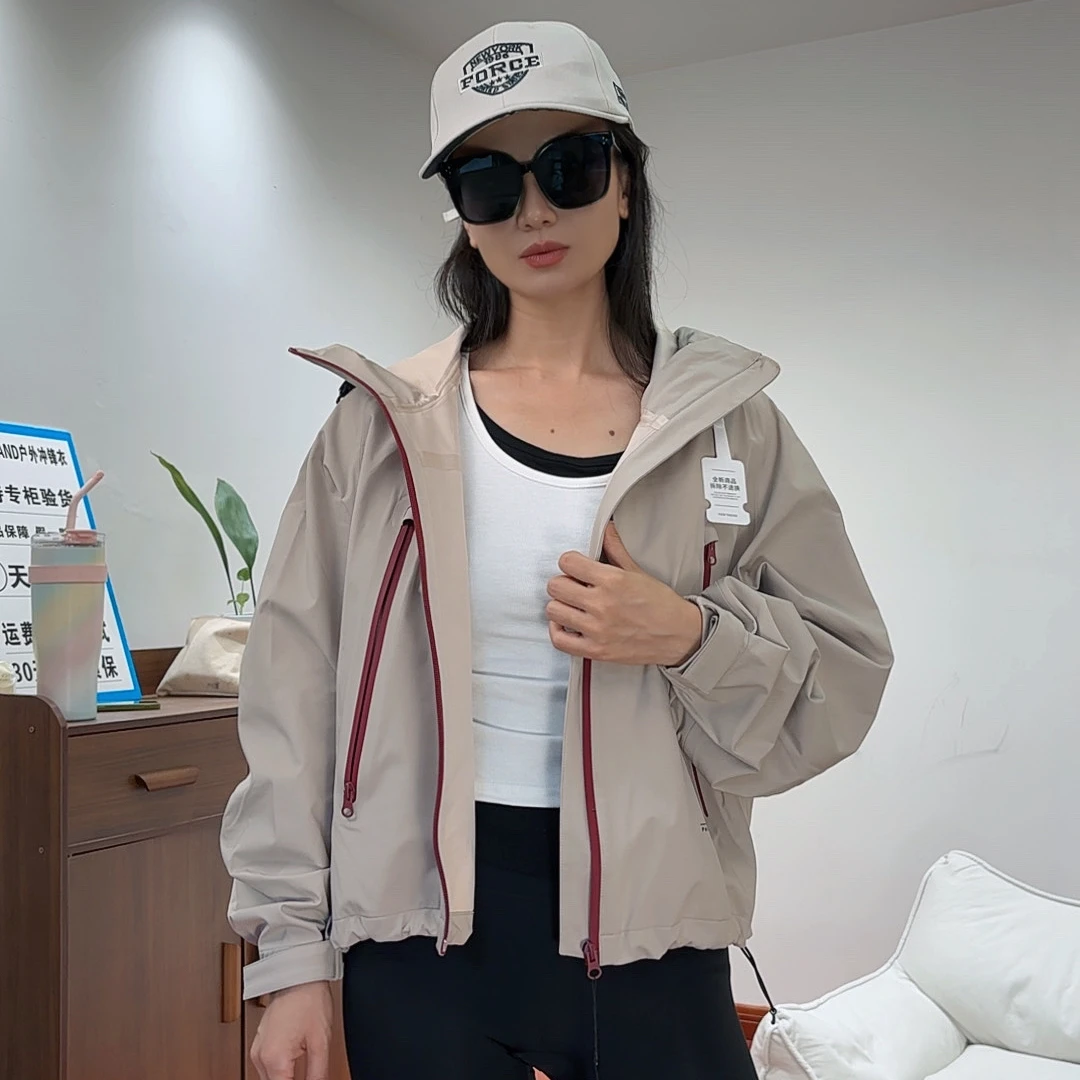 软壳单层冲锋衣女款户外防风防水透气登山服