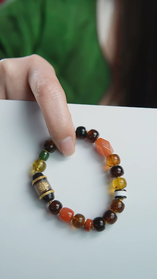 【闪购商品】琥珀手链银S925镶嵌琥珀多宝手串