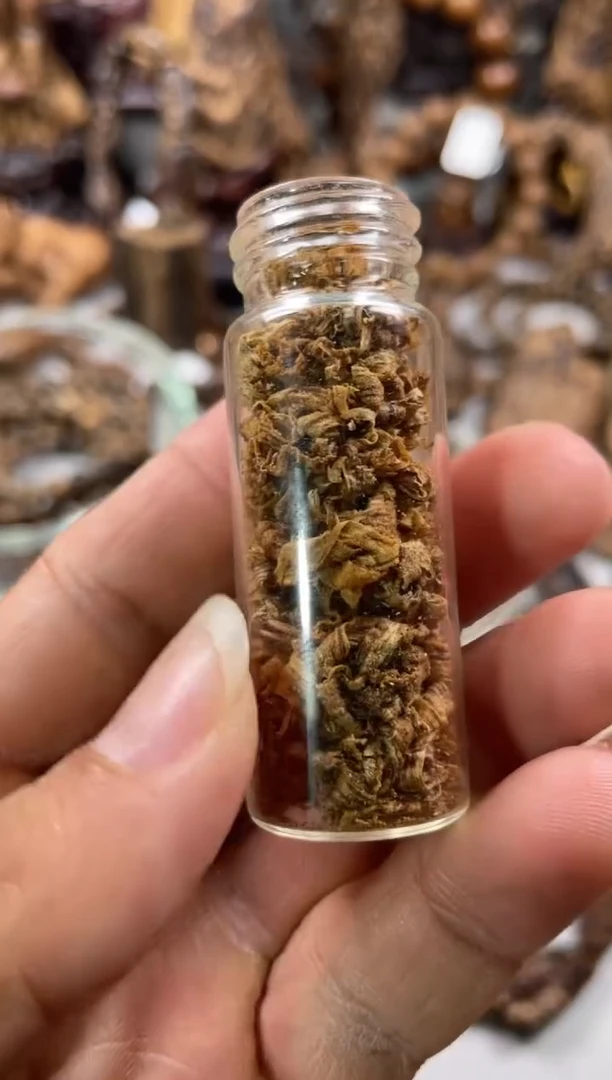 沉香沉香碎屑 沉香  越南芽庄