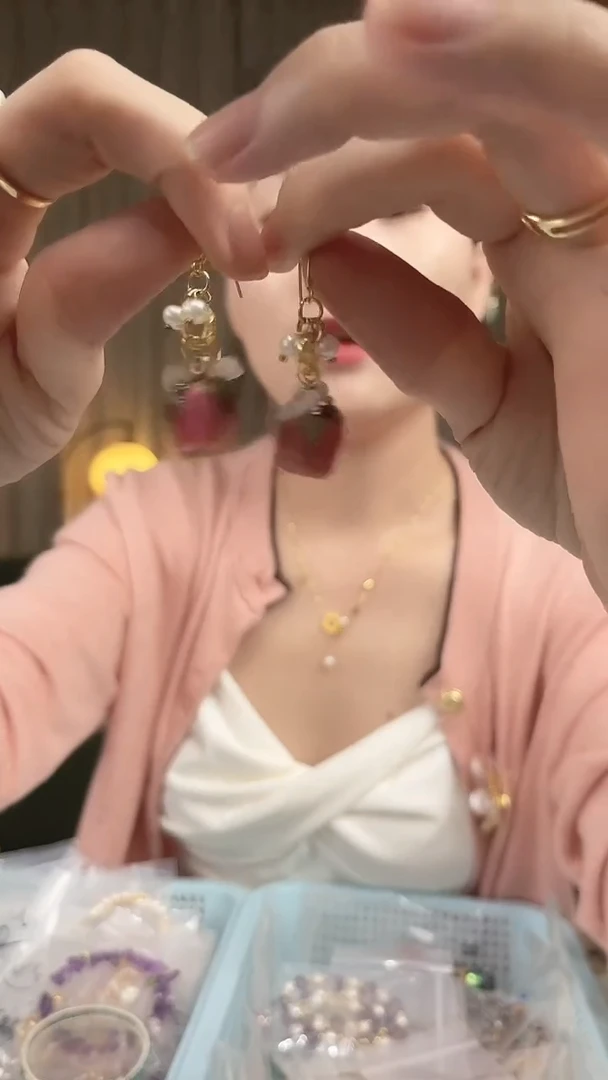 未镶嵌耳饰淡水珍珠红玫瑰珍珠耳环