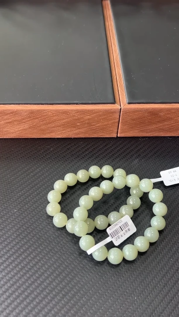 未镶嵌手串和田玉且末微色差近矿卡12多样性发货拍一发一L