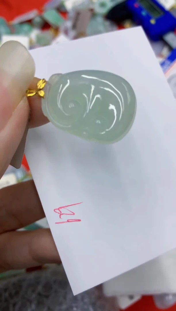 翡翠未镶嵌颈饰1111111111