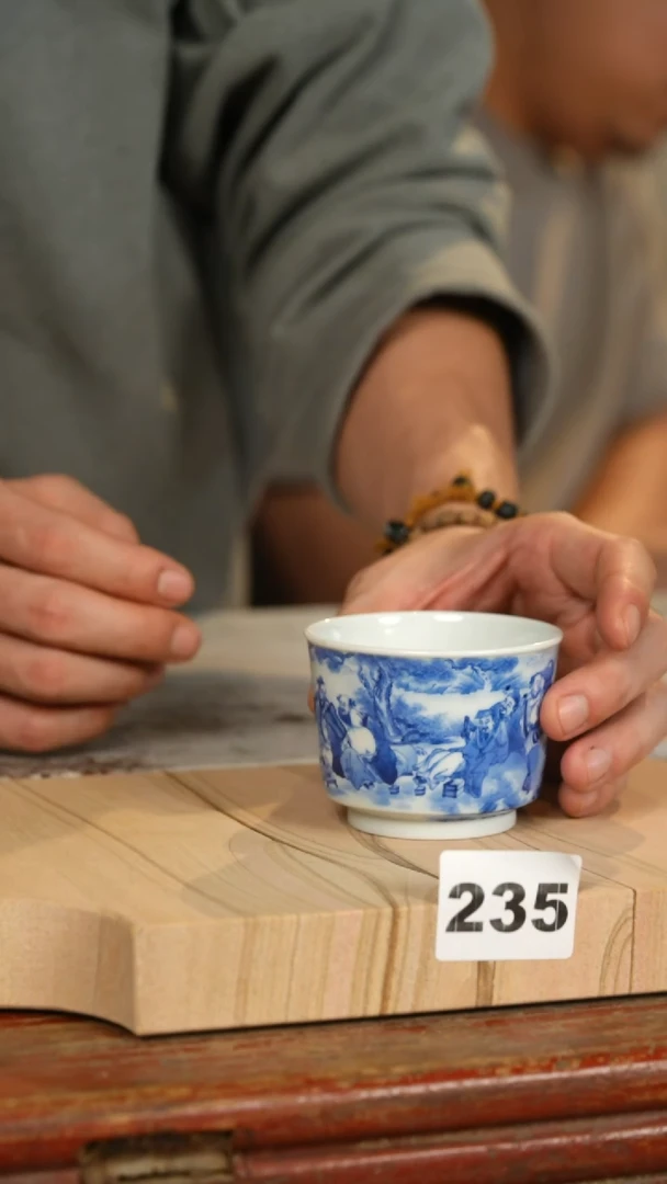 瓷片八仙呈瑞/标题标题标题标题