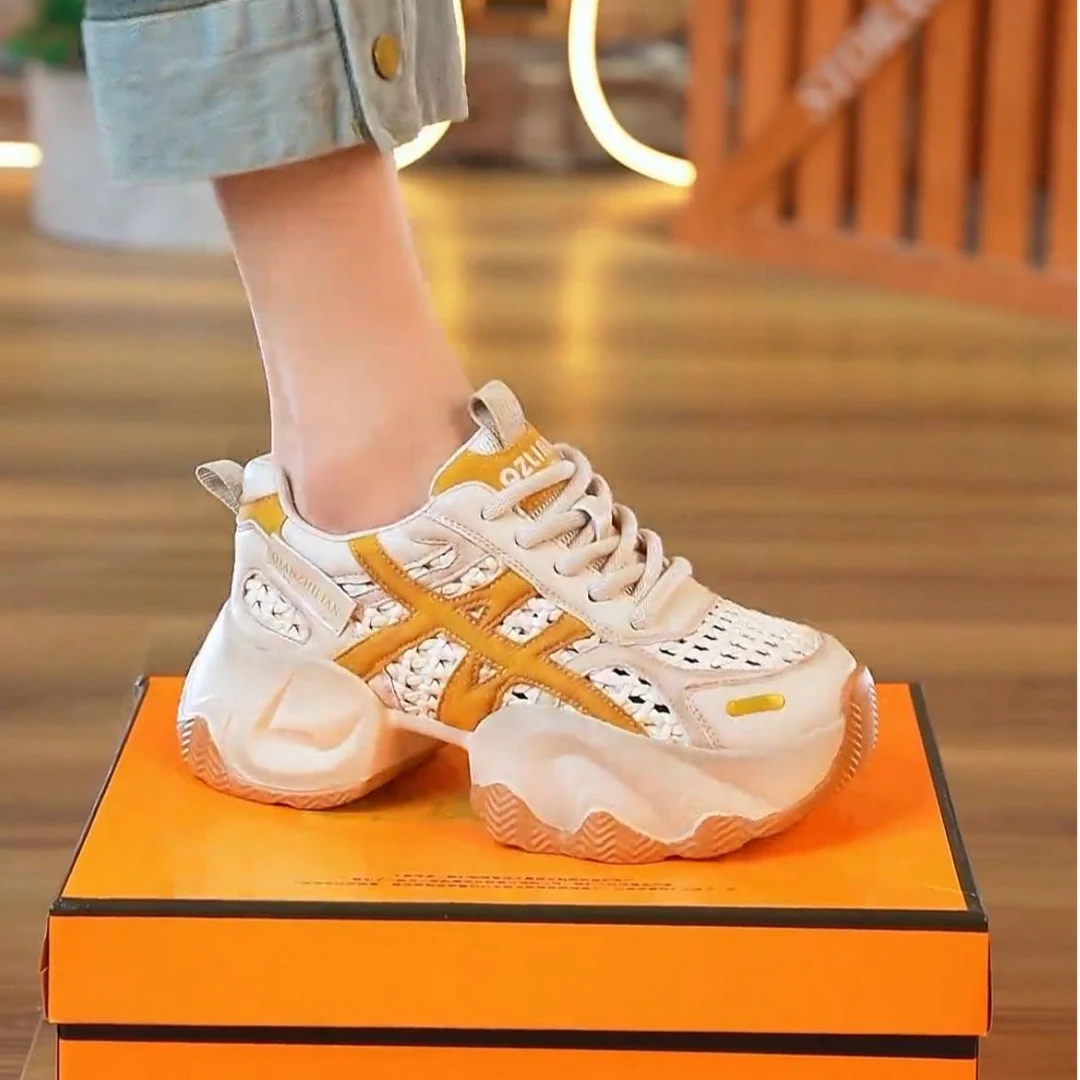 夏季新款增高6CM时尚轻奢爆款透气百搭休闲气质女鞋F32网面休闲鞋