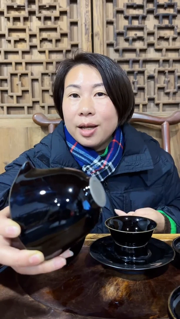 茶盏176科研院院长-杨飞燕
