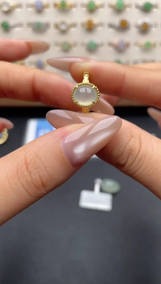 银S925镶嵌戒指翡翠一物一证一礼盒