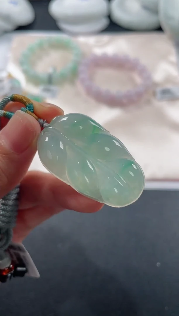 颈饰未镶嵌翡翠基地发货H 0654 yz