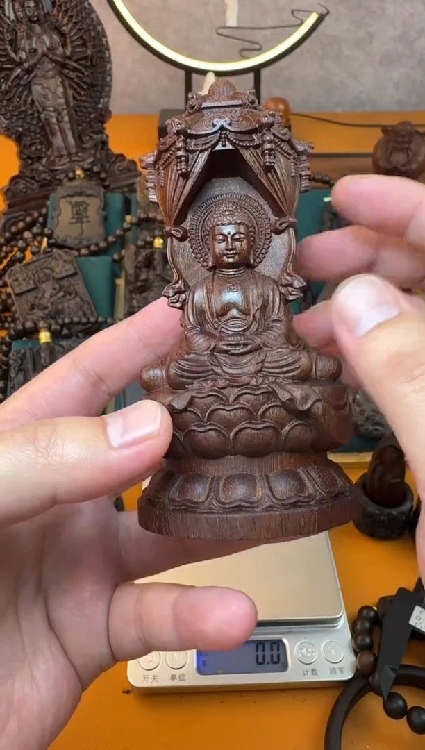 贡木其他《巴布亚贡木》新品血月星空西方三圣摆件