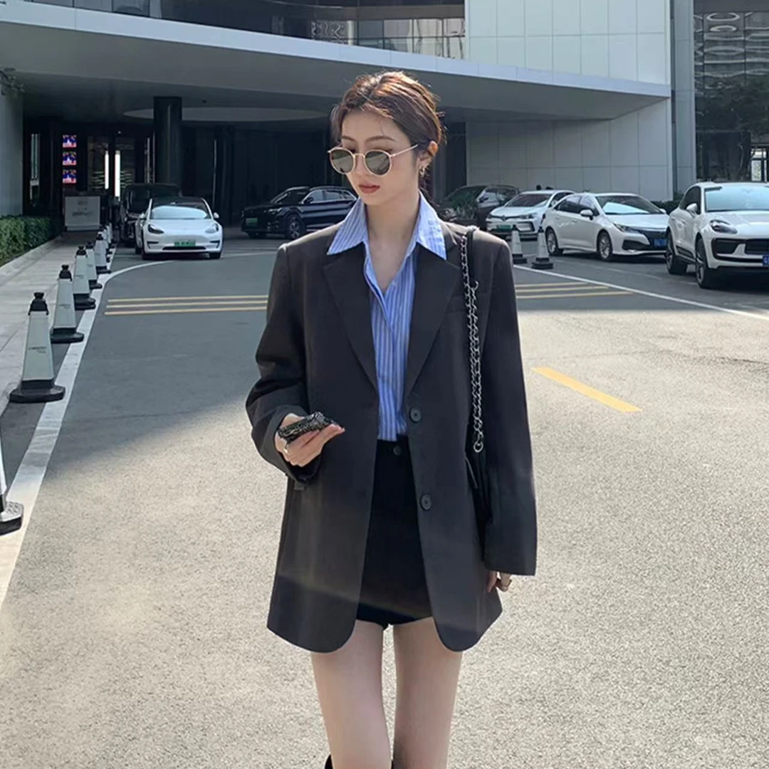 黑色长袖西装外套女早秋新款韩版设计感开叉宽松休闲西服2552