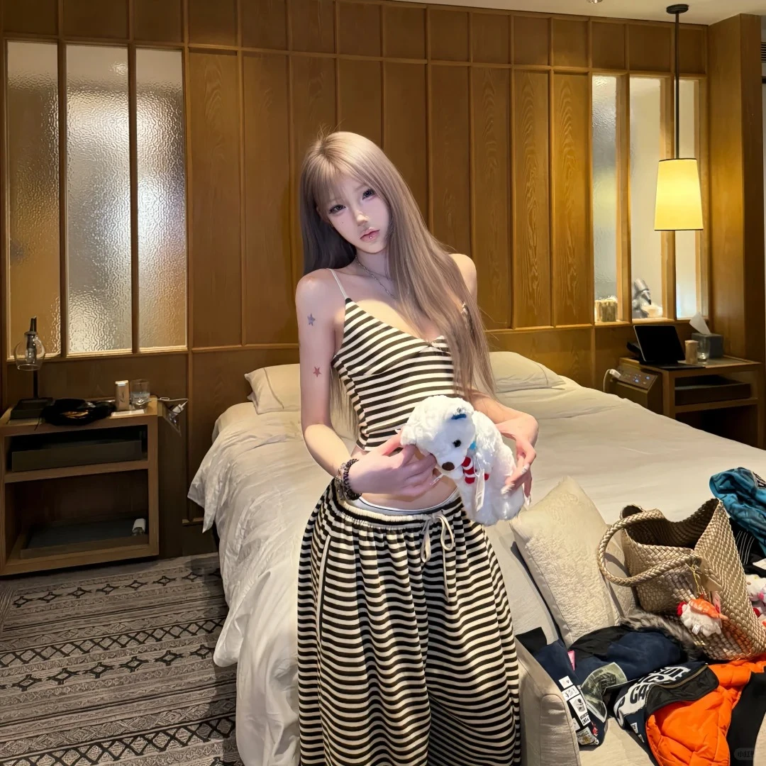 松弛假日条纹拉链卫衣套装慵懒风辣妹宽松休闲上衣背心长裤三件套