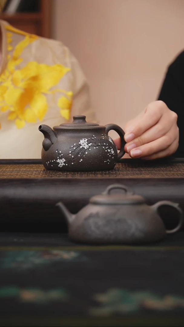 茶壶紫砂鲨皮青 大吉 张继彪