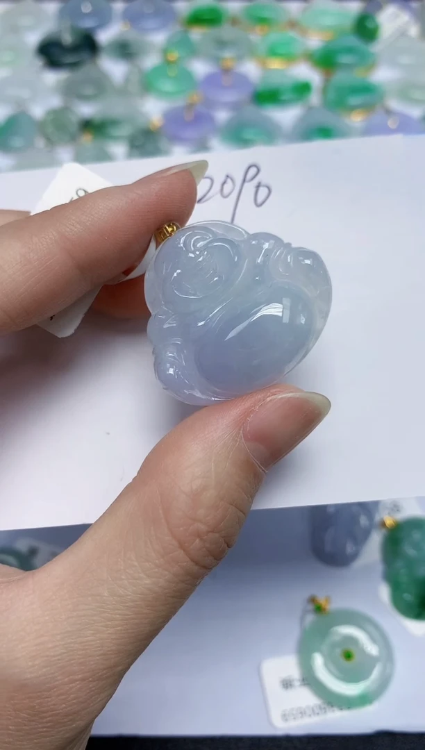 翡翠18K金镶嵌颈饰11111111111