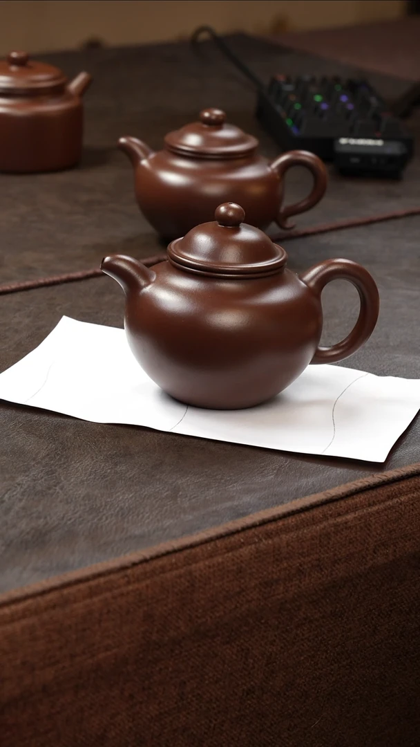茶壶紫砂壶·12老紫泥掇球300cc