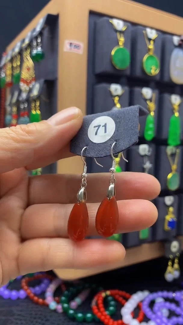 【闪购商品】玛瑙/玉髓耳坠银S925镀金镶嵌耳坠071