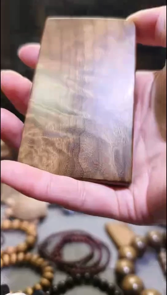 金丝楠无事牌手把件