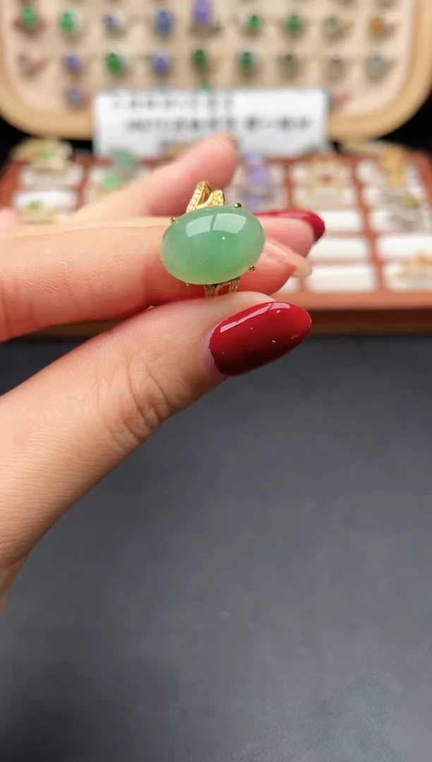 银S925镶嵌戒指翡翠一物一证一礼盒