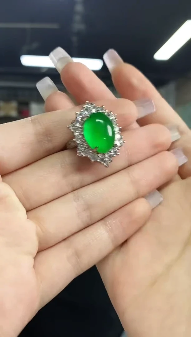 翡翠戒指未镶嵌闪购链接 多样性发其一颜色微差