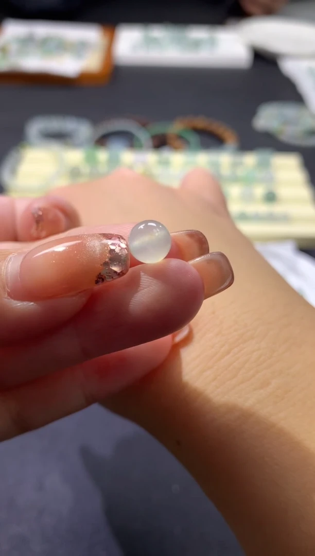 未镶嵌定制翡翠卡7mm