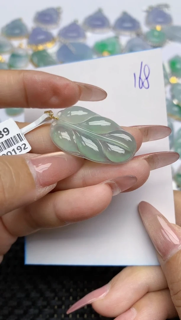 【闪购商品】翡翠颈饰18K金镶嵌天然A货翡翠 168