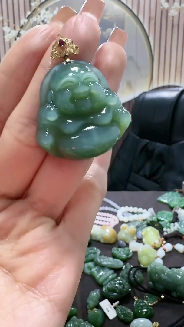 和田玉18K金镶嵌挂件1