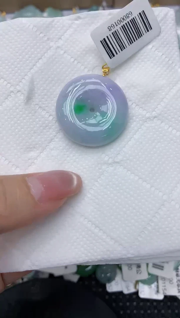 翡翠18K金镶嵌颈饰111111111