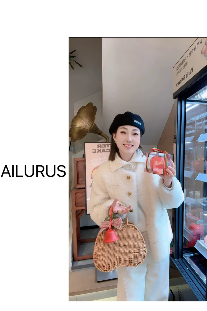 AILURUS【席卷冬日】2024高端欧货拉达羊毛拖卡短款百搭外套